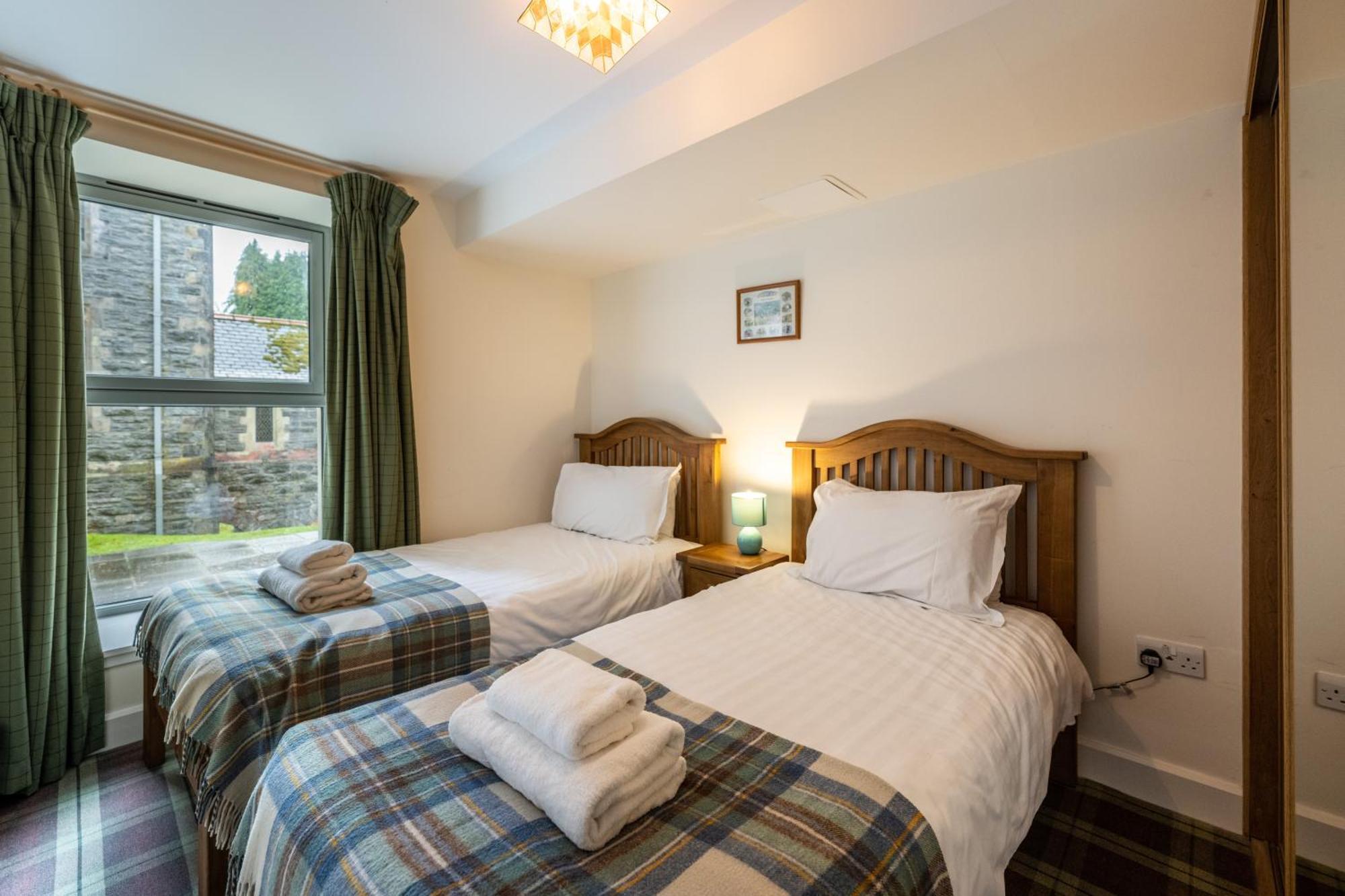 פורט אוגוסטוס Raven Wing Apartments - Highland Club Scotland מראה חיצוני תמונה